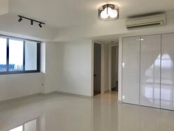 Sky Habitat (D20), Condominium #557831081